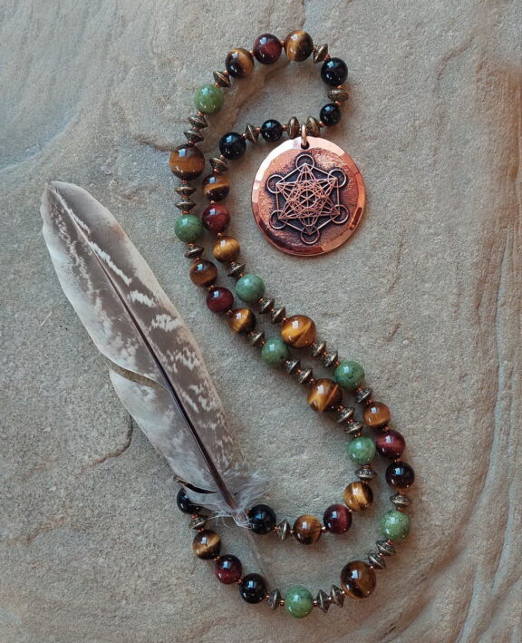 Metatron Kupferanhänger an Heilsteinkette aus Nephrit und Tigerauge Perlen