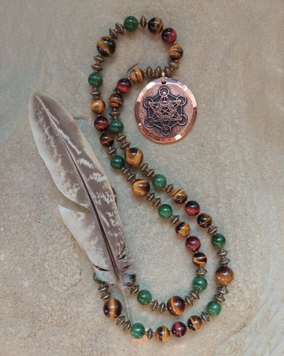 Edler Kupferschmuck: Perlenkette aus Tigerauge und Jade - kombiniert mit Metatron-Anhänger