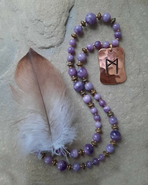 Fluorit Triquetra Ohm Aum Om Sternzeichen Sternentor Sonne Einhornschmuck Einhorn Einhornkette Venusblume Drache Heilung Metatron Crop Circle Necklace Goddess of Love Healing Stones Crystals Venusflower protect Flower of Life Amulett Göttin Liebe Kette Halskette Heilsteine Lichtbringer Kupferschmuck Symbole Symbolschmuck Harmonie Zauberwesen Valentinstagsgeschenk Geschenk Hochzeitsgeschenk Edelsteinschmuck Edelsteinkette Edelsteinanhänger Heilsteinschmuck Heilsteinanhänger Glücksbringer Schutzsymbol Glückssteine Lebensblume Blume des Lebens Schutzengel Heilige Geometrie Kraftort Kraftorte Runen Futhark Vikings Germanen Vikinger Runenalphabet Runenschutzkreis Alternativschmuck Kelten Keltischer Schmuck Germanen Germanischer Schmuck Magie Baum des Lebens Yggdrasil Triskele Mannaz