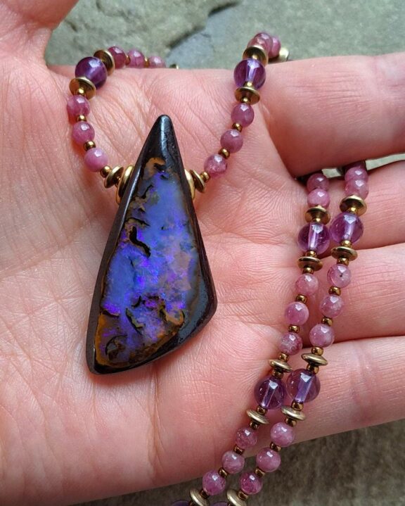 Boulderopal Anhänger Edelsteinkette Heilsteinschmuck