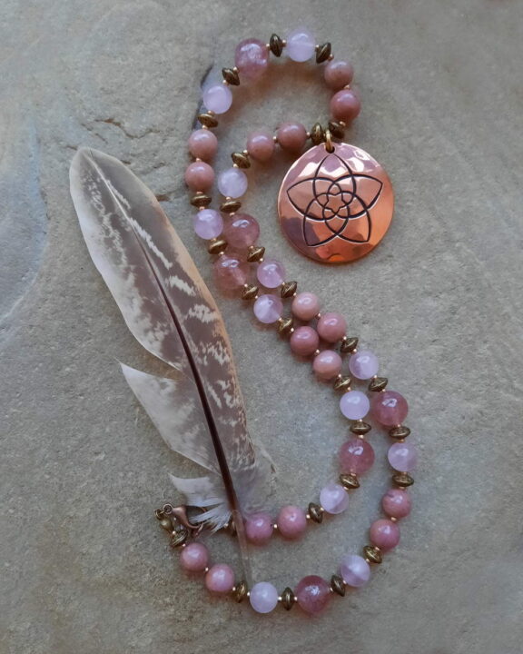 Venusblume Anhänger Edelsteinkette Heilsteinschmuck