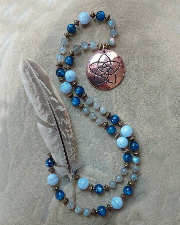 Venusblume Anhänger Edelsteinkette Heilsteinschmuck