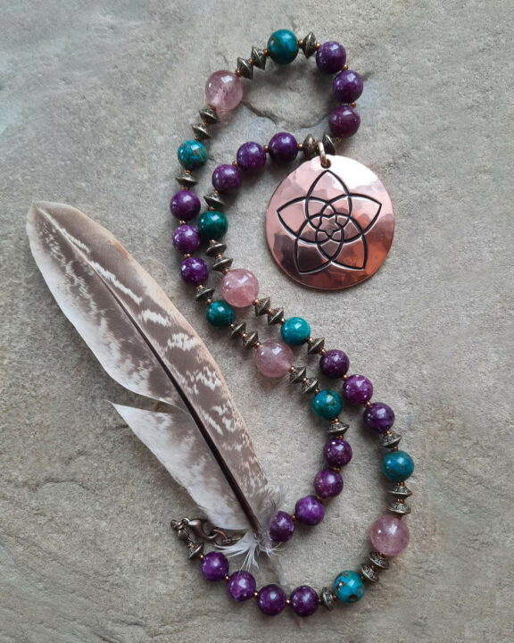 Chrysokoll Lepidolith Rubinquarz Venusblume Venus Symbole Symbolschmuck Amulett Kupfer Kupferschmuck Heilsteine Kette