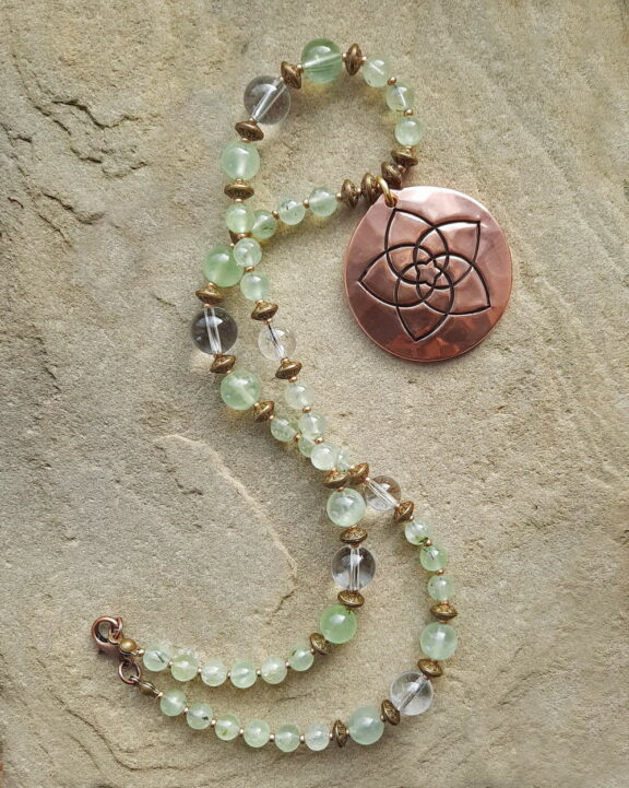 Venusblume Anhänger Edelsteinkette Heilsteinschmuck