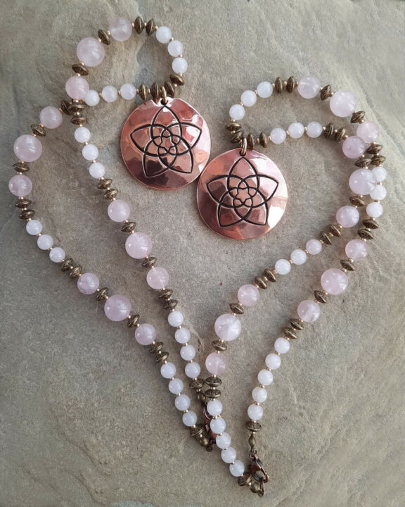 Venusblume Anhänger Edelsteinkette Heilsteinschmuck