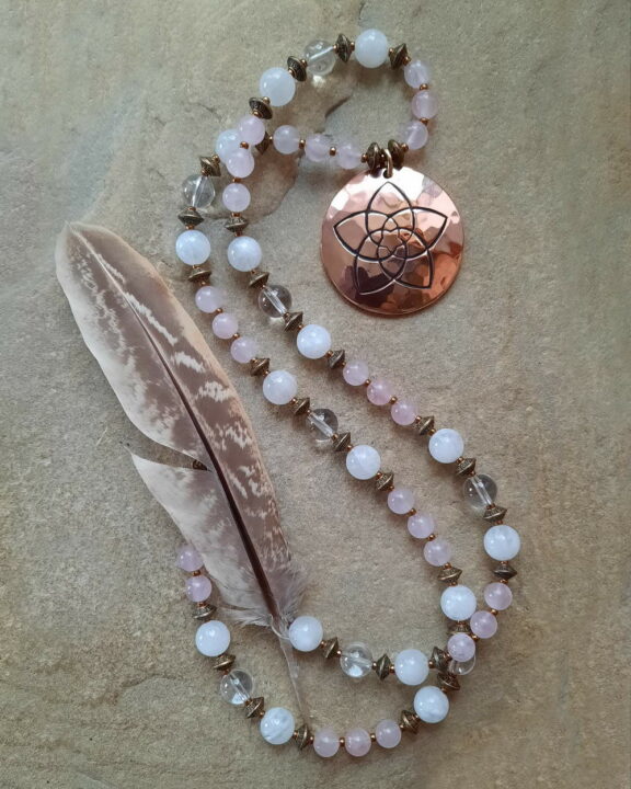 Venusblume Anhänger Edelsteinkette Heilsteinschmuck