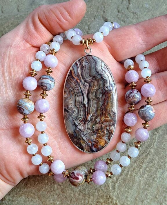 Agate pendant on a healing crystal beaded necklace - fine jewellery