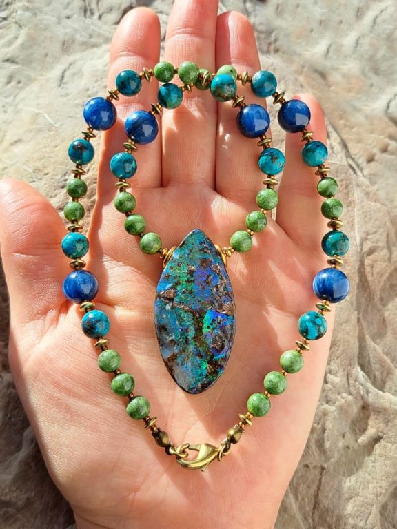 Boulderopal Anhänger Edelsteinkette Heilsteinschmuck