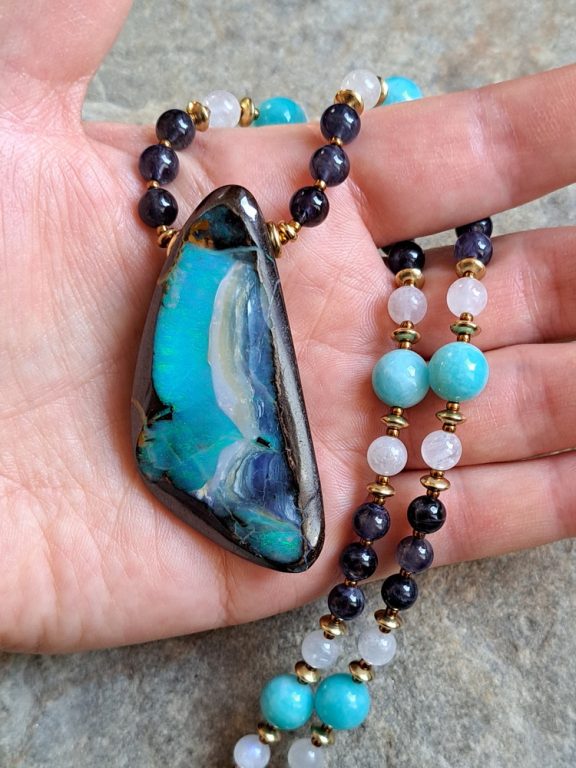 Boulderopal Anhänger Edelsteinkette Heilsteinschmuck