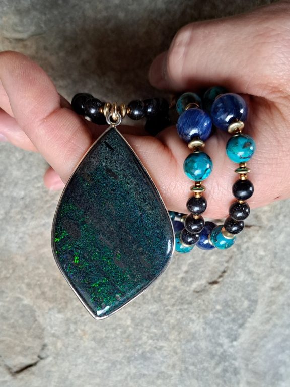 Schwarzopal Anhänger Edelsteinkette Heilsteinschmuck