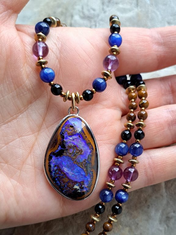 Boulderopal Anhänger Edelsteinkette Heilsteinschmuck