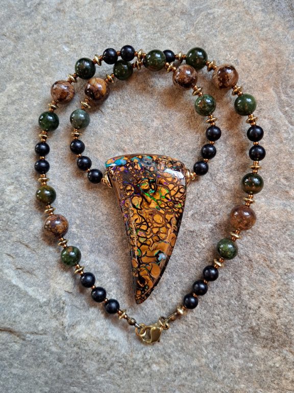 Matrixopal Anhänger Edelsteinkette Heilsteinschmuck