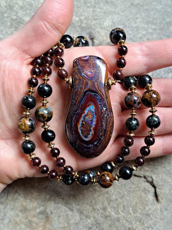 Boulderopal Anhänger Edelsteinkette Heilsteinschmuck