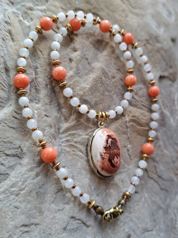 Feueropal Anhänger Edelsteinkette Heilsteinschmuck