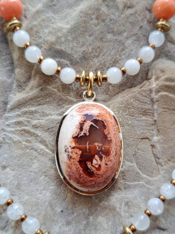 Feueropal Anhänger Edelsteinkette Heilsteinschmuck