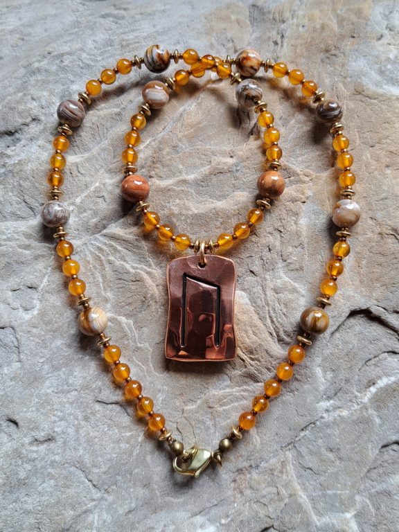 Rune Uruz Anhänger Edelsteinkette Heilsteinschmuck