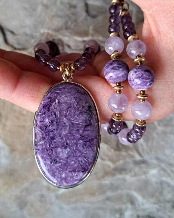 Charoit Amulett Anhänger Edelsteinkette Heilsteinschmuck