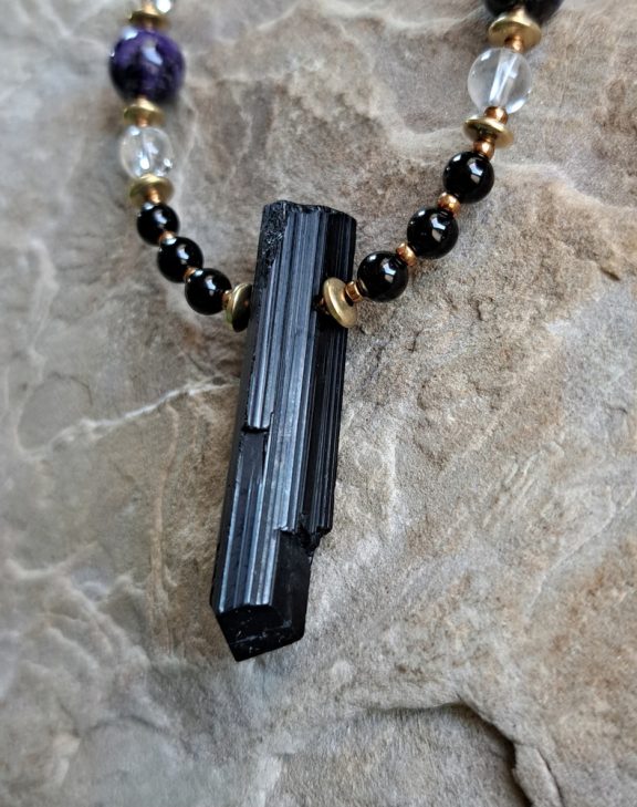 Turmalin Amulett Anhänger Edelsteinkette Heilsteinschmuck