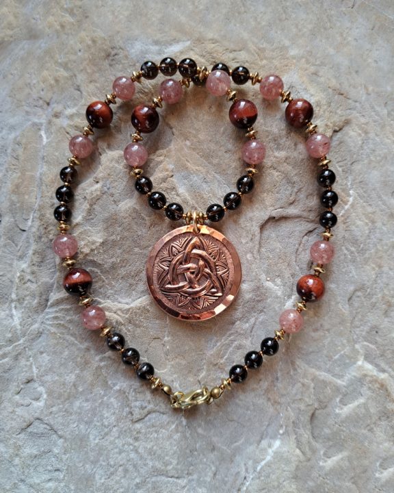 Triquetra Amulett Anhänger Edelsteinkette Heilsteinschmuck