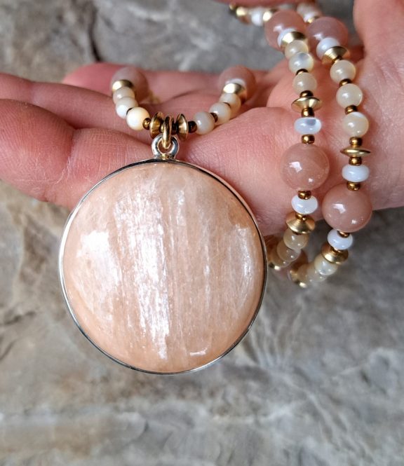 Stilbit Amulett Anhänger Edelsteinkette Heilsteinschmuck
