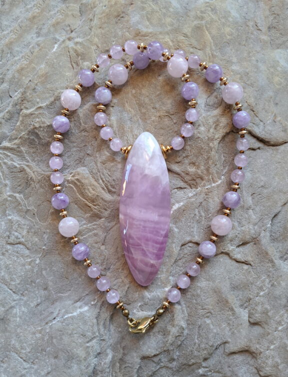 Pink Aragonit Amulett Anhänger Edelsteinkette Heilsteinschmuck