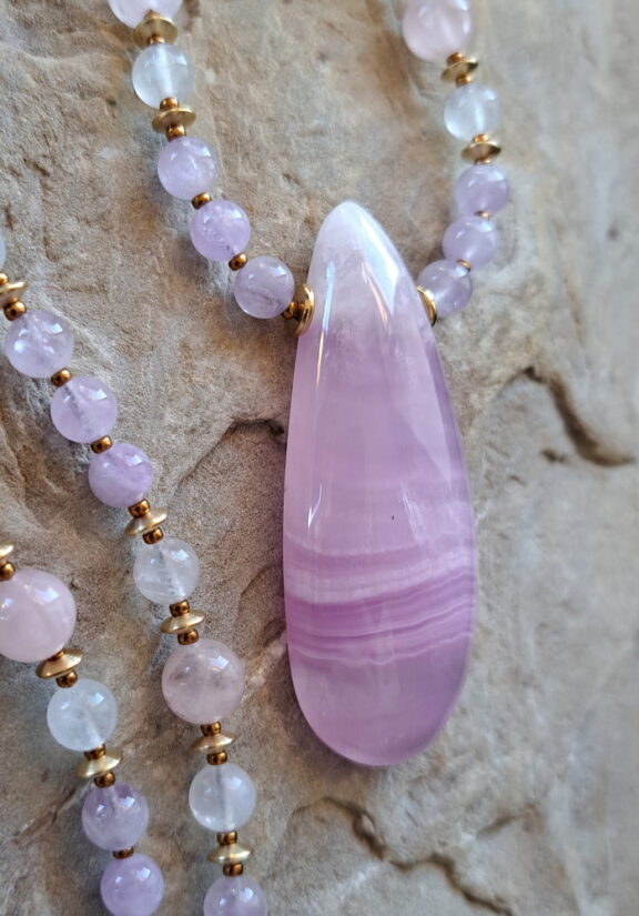 Pink Aragonit Amulett Anhänger Edelsteinkette Heilsteinschmuck
