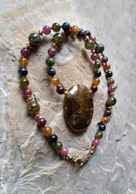 Grossular Amulett Anhänger Edelsteinkette Heilsteinschmuck