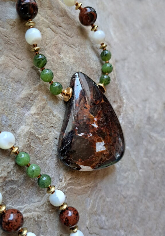 Siderit Amulett Anhänger Edelsteinkette Heilsteinschmuck