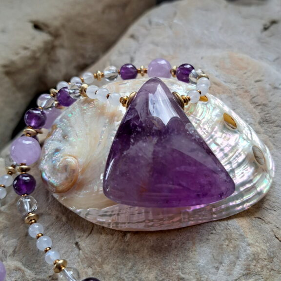 Handgeschliffener Amethyst Anhänger