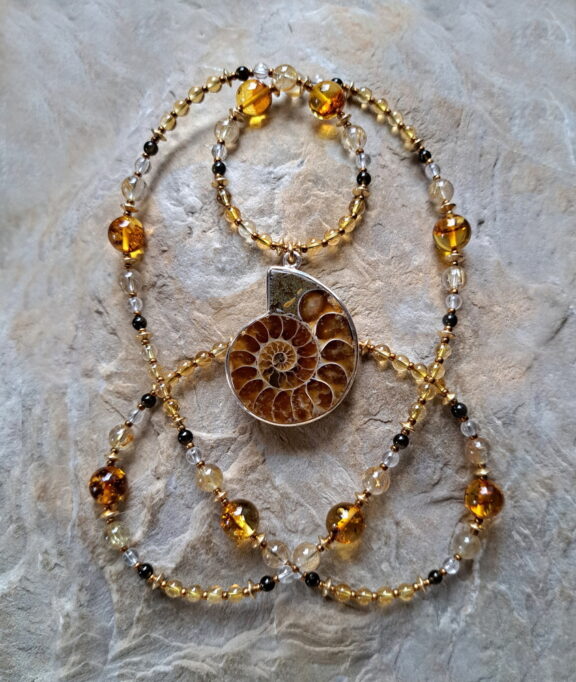 Ammonit Edelstein Halskette -Naturschmuck handgemacht