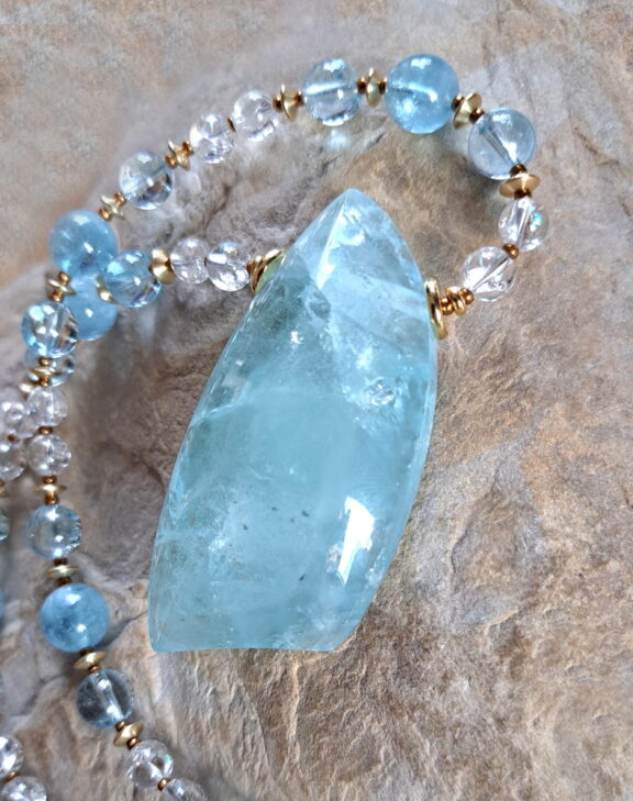 Aquamarin Amulett XL