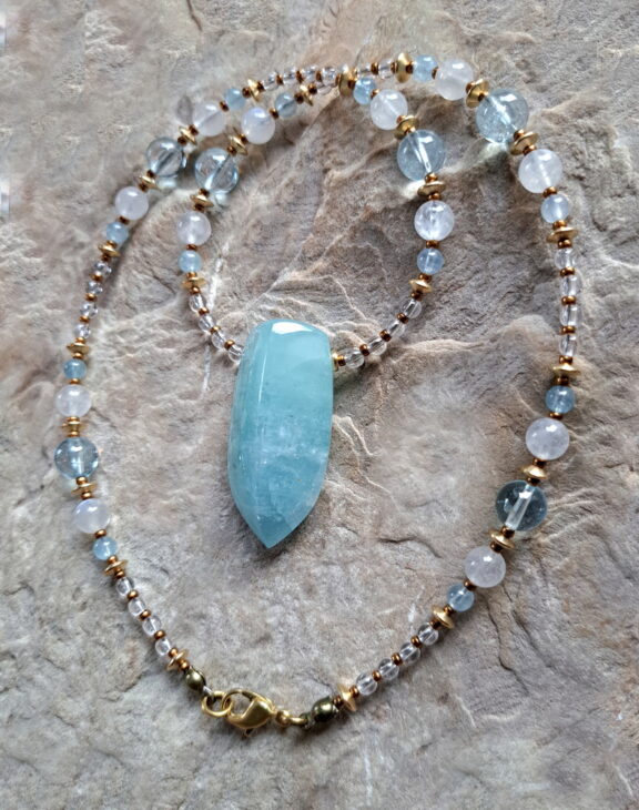 Handgemachte Aquamarin Halskette