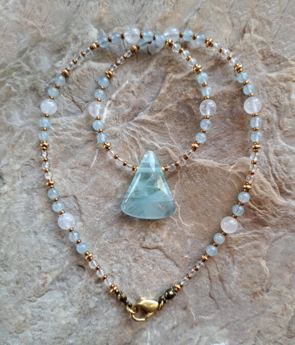 Aquamarin Naturstein Halskette