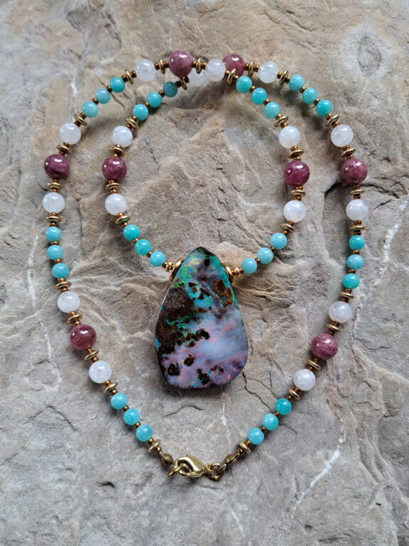 Boulderopal Anhänger Edelsteinkette Heilsteinschmuck