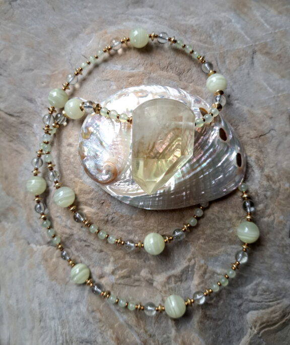 Citrin Spitze an Edelsteinkette aus Lemonquarz, Calcit und Prehnit