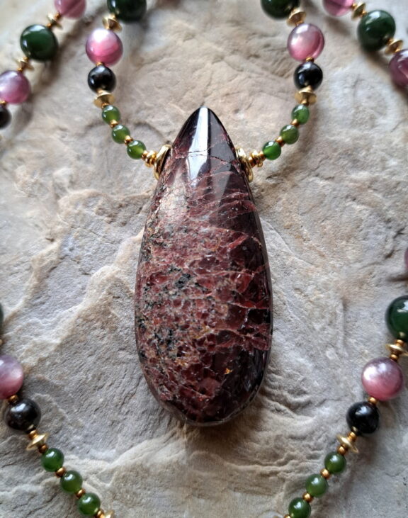 Granat Anhänger - handgemacht