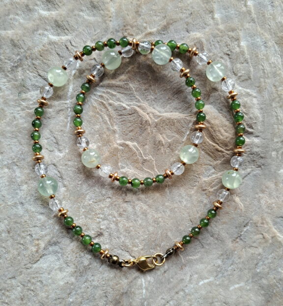 Jade - Pehnit - Bergkristall - Kette