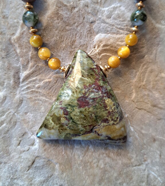 Karpolith Naturstein Anhänger