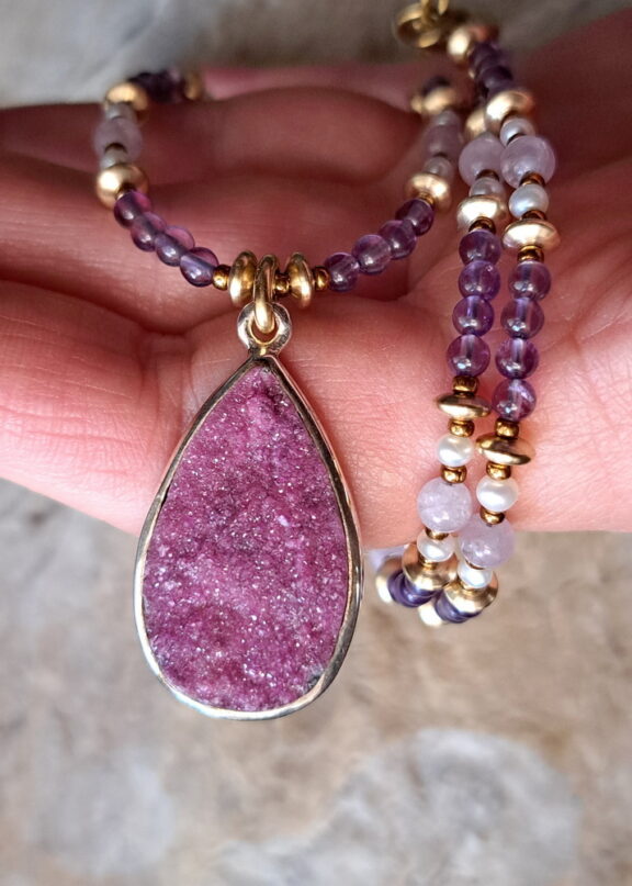 Kobaltcalcit Amulett Anhänger Edelsteinkette Heilsteinschmuck