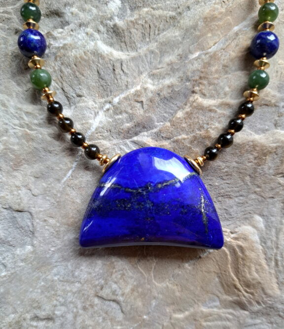 Handgeschliffener Lapislazuli Anhänger