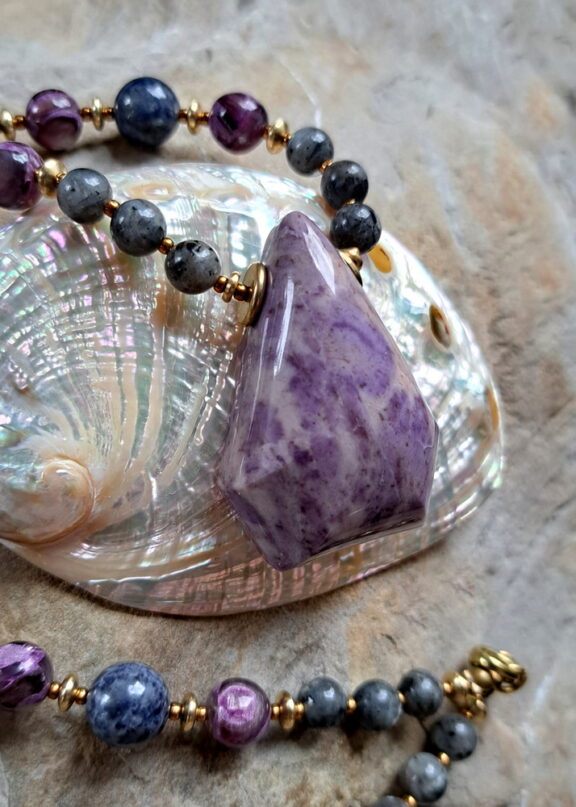 Lavendelquarz Edelsteinanhänger