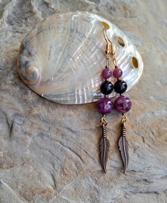 Rubin - Lepidolith - Purpurit - Perlenohrringe