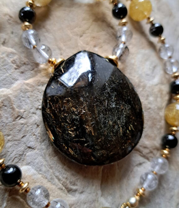 Nuumit Edelstein Amulett - handwerkskunst