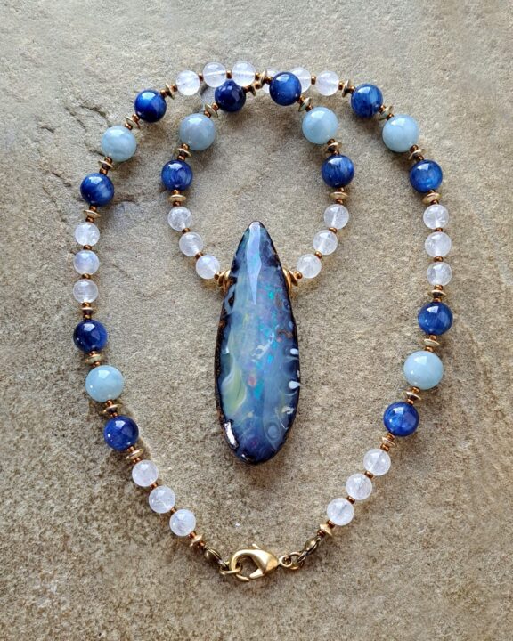 Boulderopal Anhänger Edelsteinkette Heilsteinschmuck