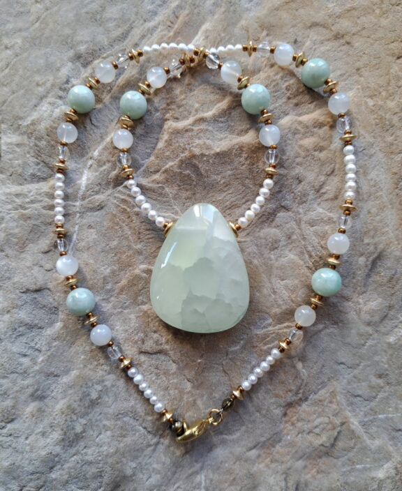 Pistazien Calcit Kette