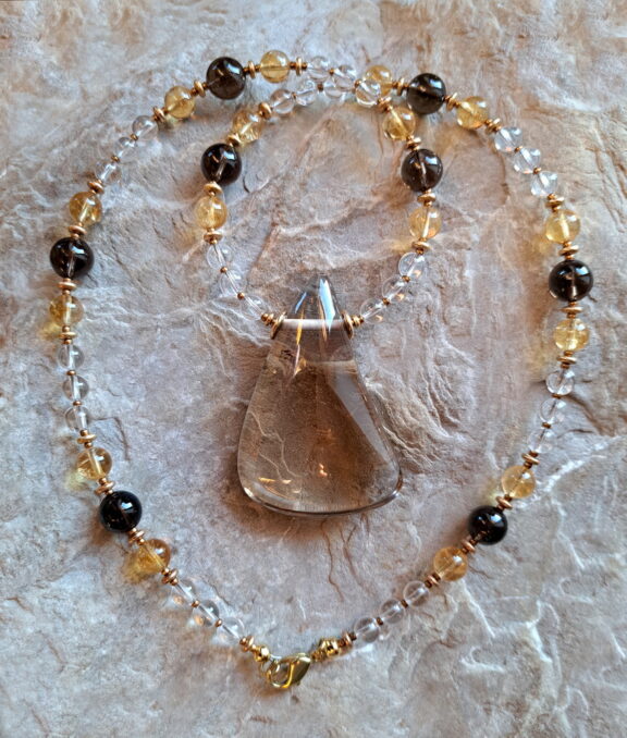 Rauchquarz Anhänger an Edelsteinkette aus Citrin, Rauchquarz und Bergkristall