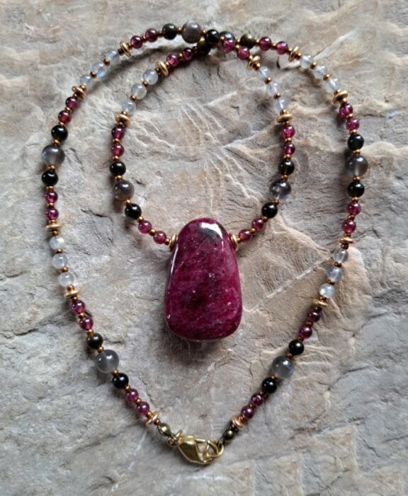 Rubin Edelsteinkette