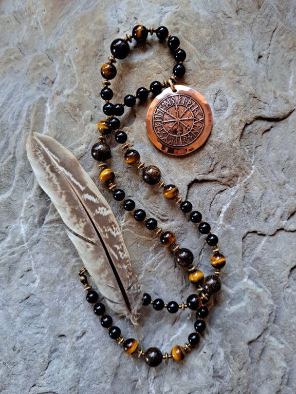 Futhark Anhänger Edelsteinkette Heilsteinschmuck