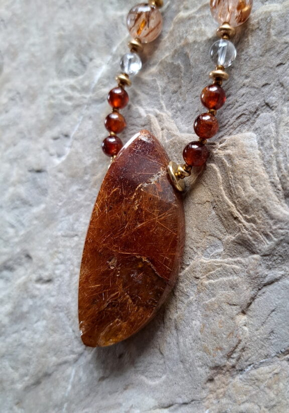 Handgeschliffener Rutilquarz Anhänger