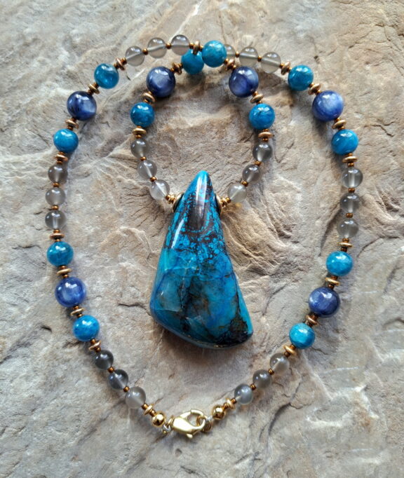 Shattuckit Edelstein Amulett